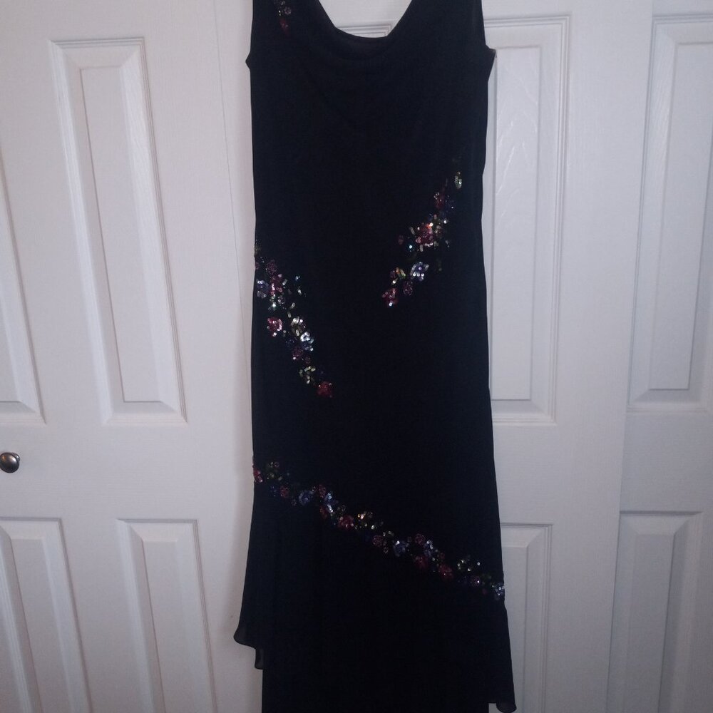 Gorgeous Alex Evenings 1990s Silk Beaded Floral Angled Dress Size 10